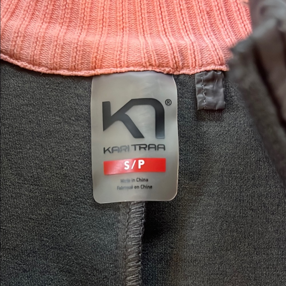 Kari Traa Black Bomber Jacket ☁️ Thumb holes! - Picture 2 of 6